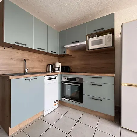 Dernier Etage Avec Terrasse Vue Port Gn400-028 그륏상