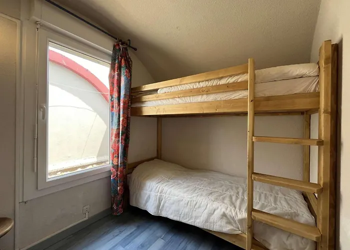 Dernier Etage Avec Terrasse Vue Port Gn400-028 *