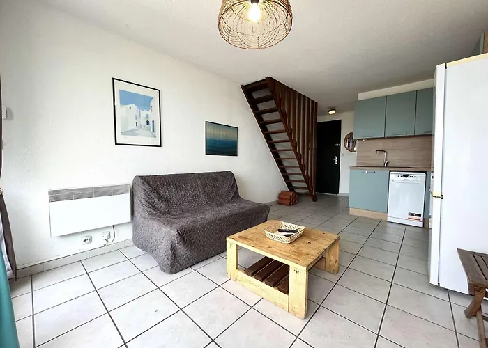 Dernier Etage Avec Terrasse Vue Port Gn400-028 아파트